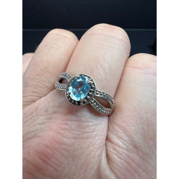 Blue topaz sterling silver ring size 9 - Picture 2 of 16